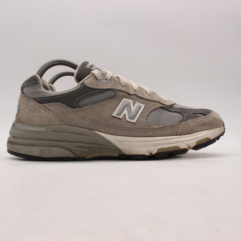 New Balance 993 Women’s Size 9 B Running Shoes Sneakers Gray Suede WR993GL USA